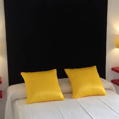 Deluxe